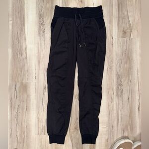 EUC lululemon Dance Studio Joggers in Black size 4